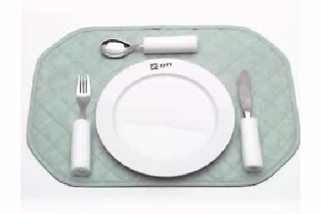 HOUSE > KITCHEN > TABLE > EATING