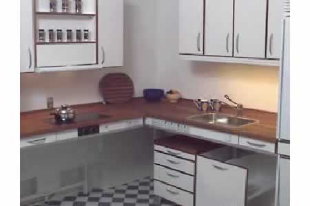 HOUSE > KITCHEN > OVERVIEW > LIGHTS