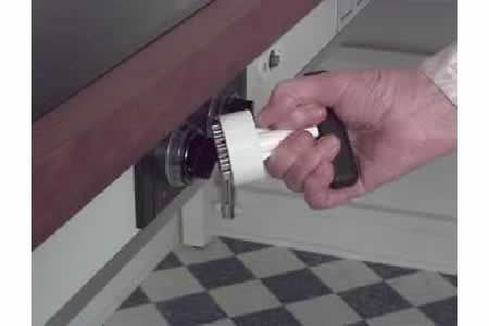 HOUSE > KITCHEN > COOKER > SAFETY