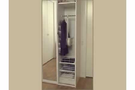 HOUSE > BEDROOM > WARDROBE > FEATURES