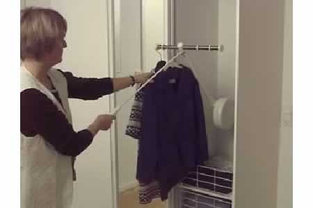 CASA > CAMERA DA LETTO > ARMADI > APPENDINI