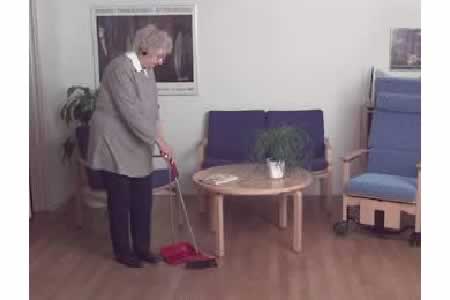 CASA > CUCINA > PULIZIA > SCOPA E PALETTA