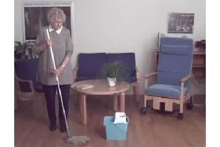 CASA > CUCINA > PULIZIA > SCOPE PER LAVARE I PAVIMENTI