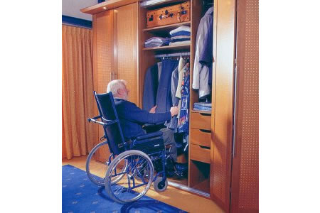 HOUSE > BEDROOM > WARDROBE > FEATURES