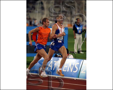 SPORTS > ATHLETICS > BLIND RUNNING