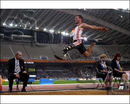 SPORT > ATLETICA LEGGERA > SALTO IN LUNGO