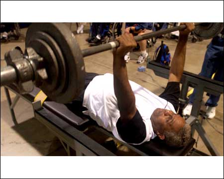 SPORT > SOLLEVAMENTO PESI > SOLLEVAMENTO PESI PARAPLEGICI