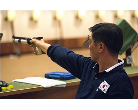 SPORT > TIRO A SEGNO > PISTOLA > AUSILI