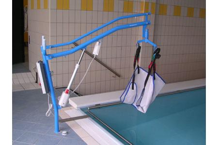 PRO SENECTUTE - SOLLEVATORE PER PISCINA CON FISSAGGIO A PAVIMENTO