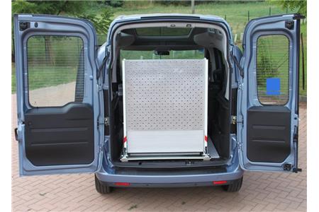 HANDYTECH - RAMPA RIPIEGHEVOLE CON PIANO GRIGLIATO IN ALLUMINIO (RWG)