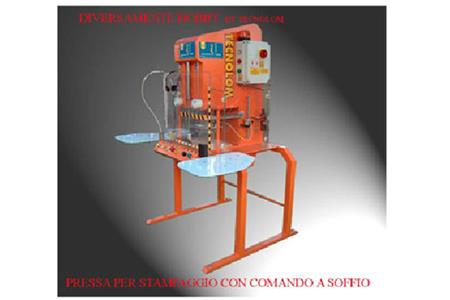 DIVERSAMENTEHOBBY - PRESSA SEMIAUTOMATICA ART 61